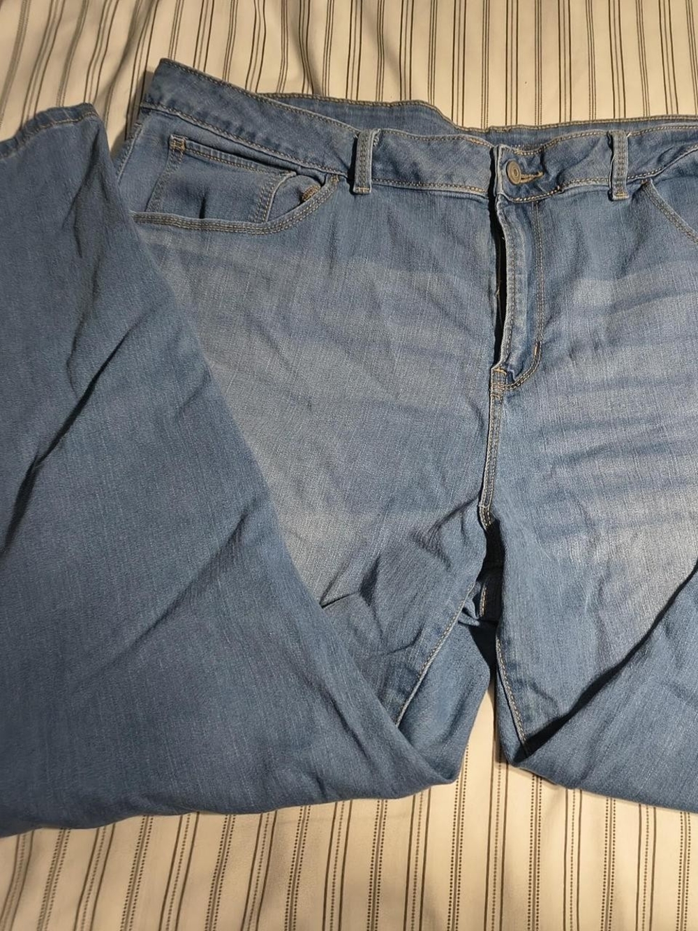 No Boundaries Light Blue Straight Leg Women’s Jeans